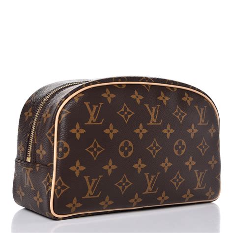 louis vuitton toilettas price|louis vuitton toiletry pouch.